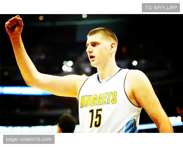 NCAA战术体系中锋高位策应与外线投射结合成趋势